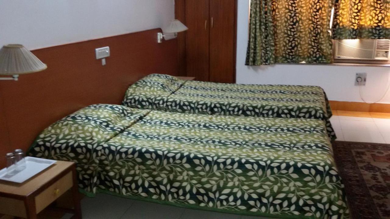 Hotel Tapti Saral Bhopal Buitenkant foto